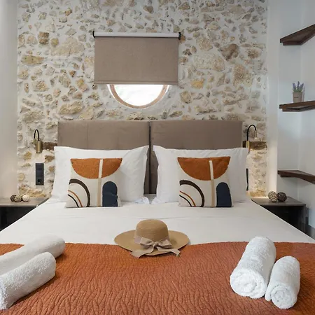 Anassa 12 Luxury Two Bedroom Apartment Heraklion  Exterior photo