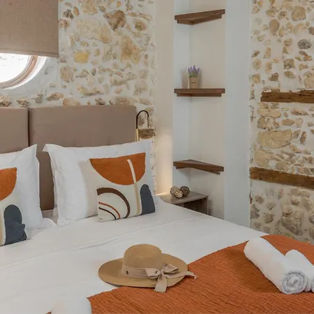 Anassa 12 Luxury Two Bedroom Apartment Heraklion  Exterior photo