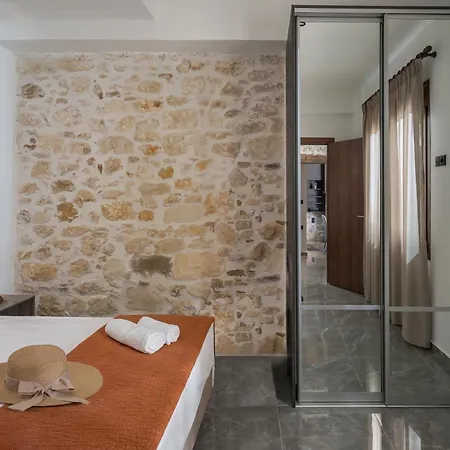 Anassa 12 Luxury Two Bedroom Apartment Heraklion  Exterior photo