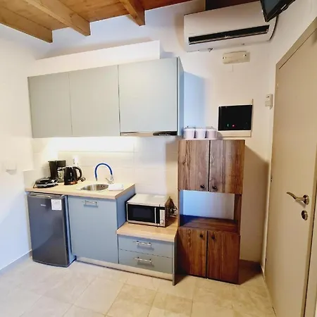 Anassa 12 Luxury Two Bedroom Apartment Heraklion  Exterior photo