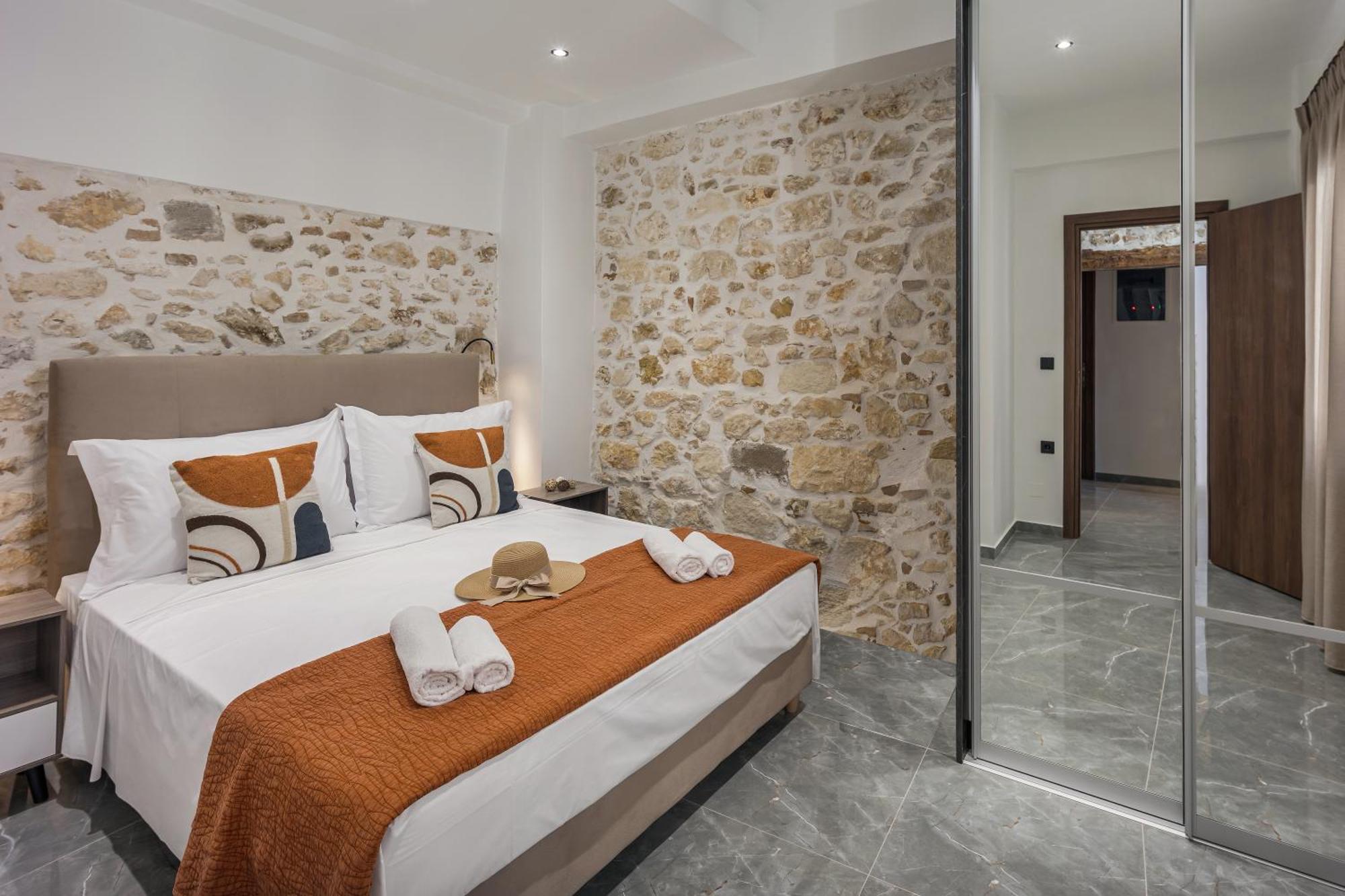 Anassa 12 Luxury Two Bedroom Apartment Iraklio