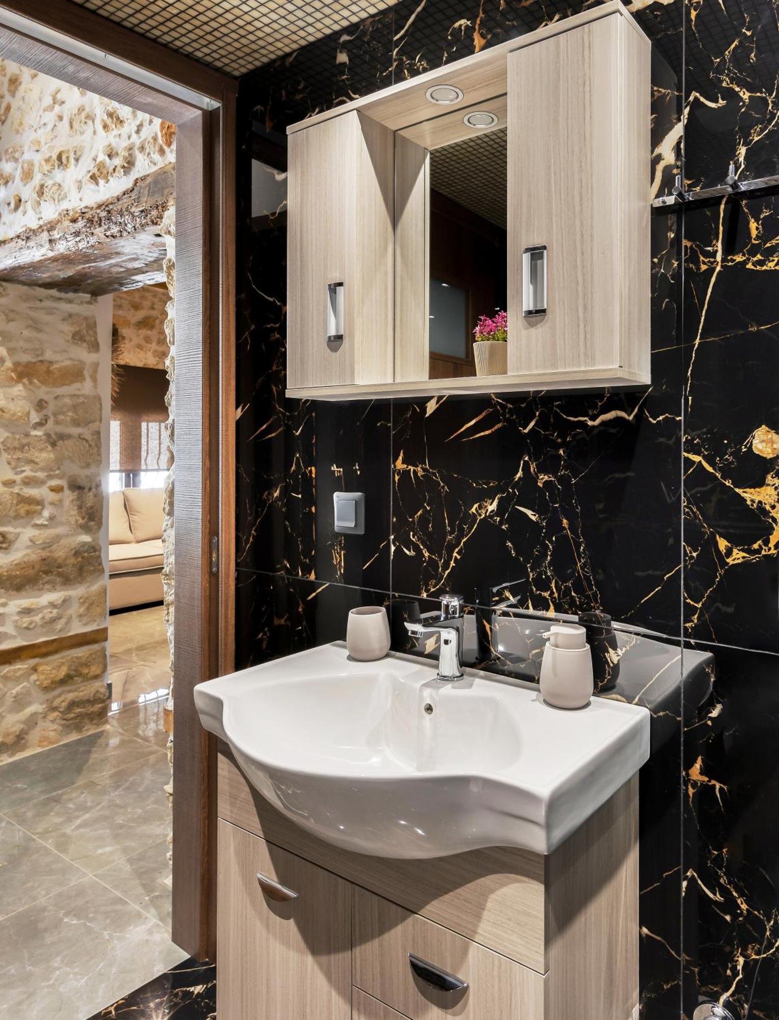 Apartment Anassa 12 Luxury Two Bedroom