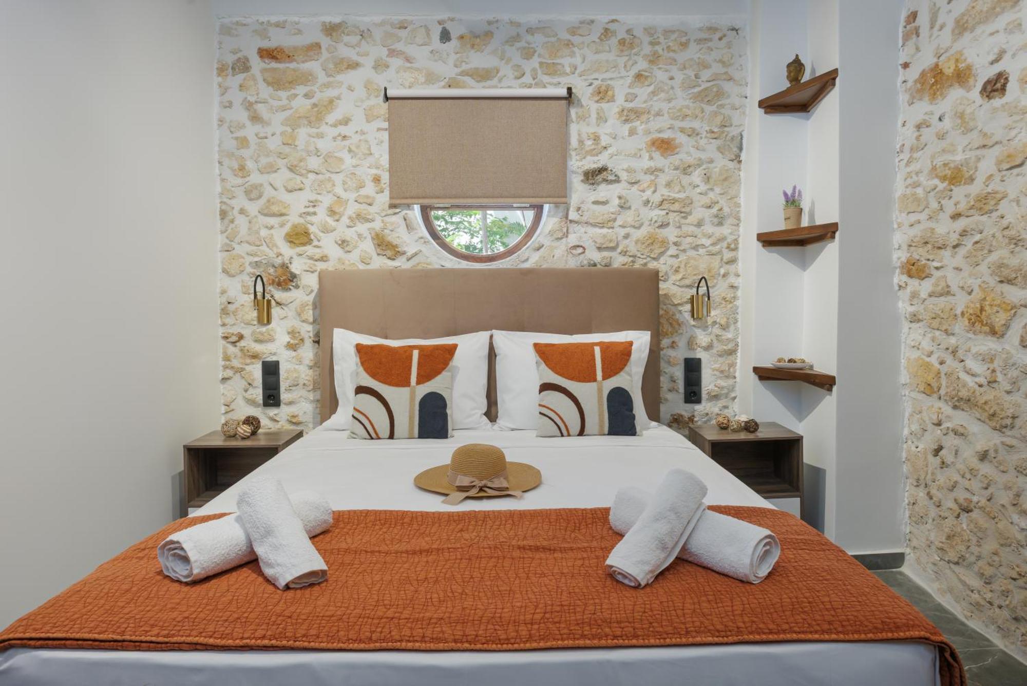 Anassa 12 Luxury Two Bedroom Apartment *