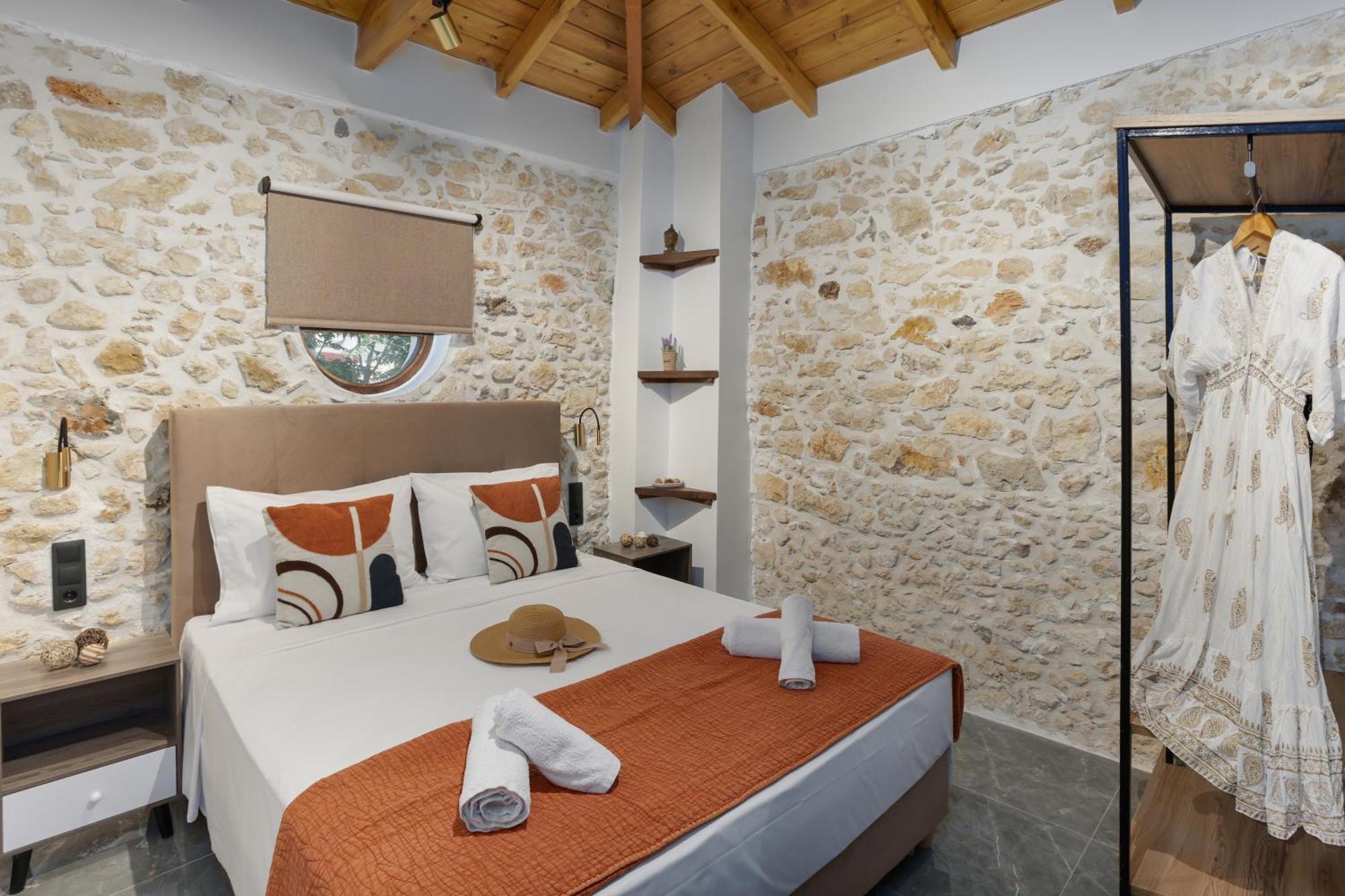 Anassa 12 Luxury Two Bedroom Apartment *