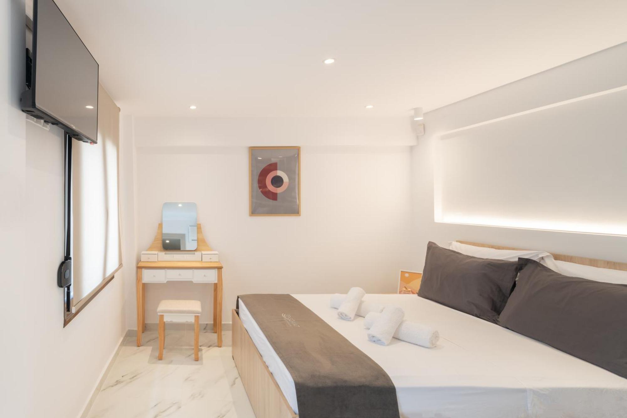 Anassa 12 Luxury Two Bedroom Apartment *