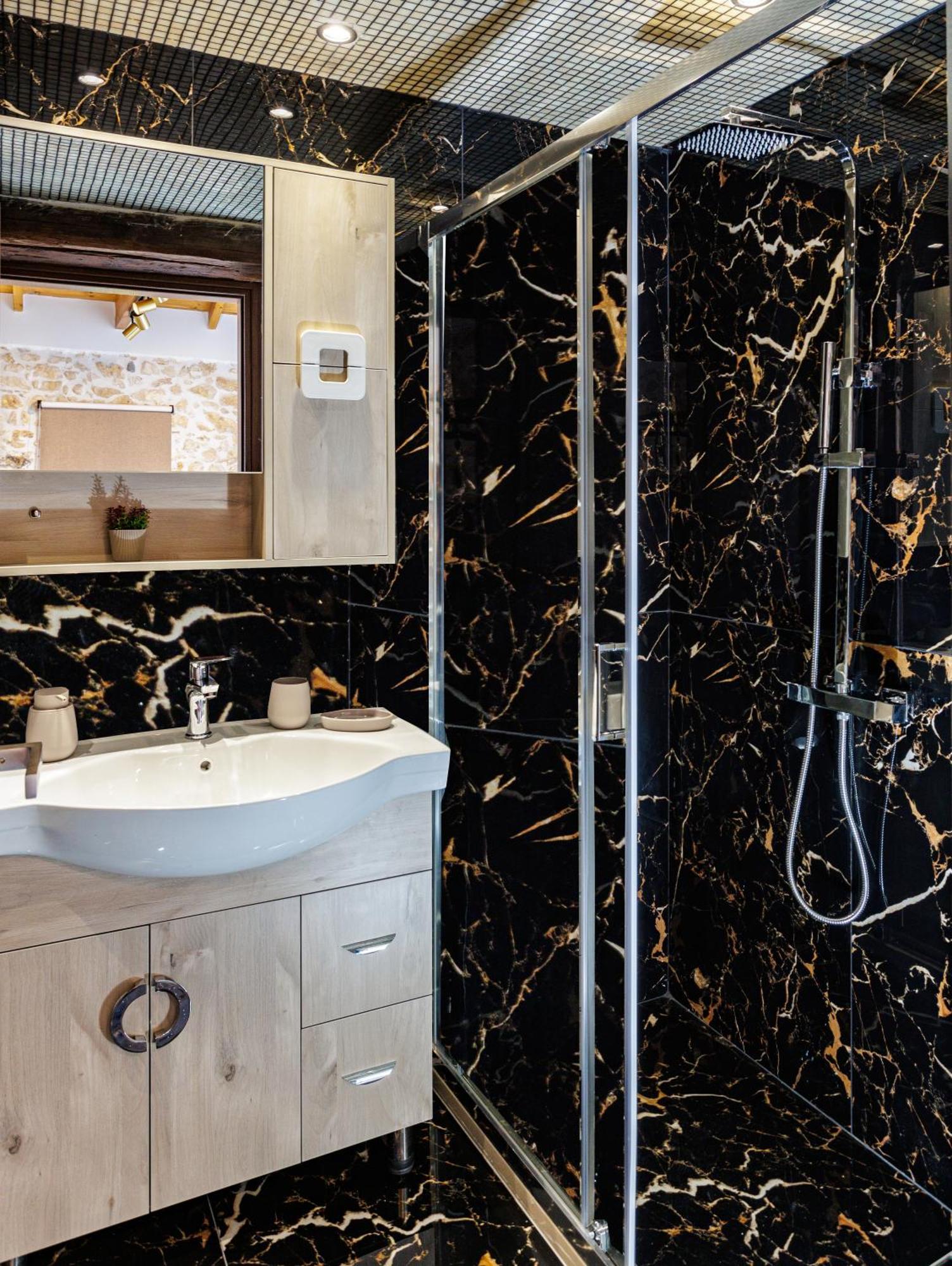 12 Anassa Luxury Group Apartment